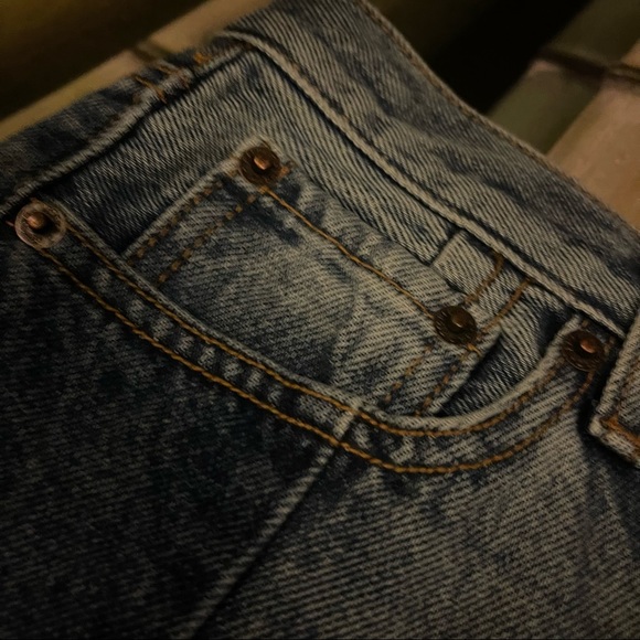 - ⭐️Free People-⭐️Jean Shorts Denim Frayed Edges Size 24 NWT! - Picture 11 of 15